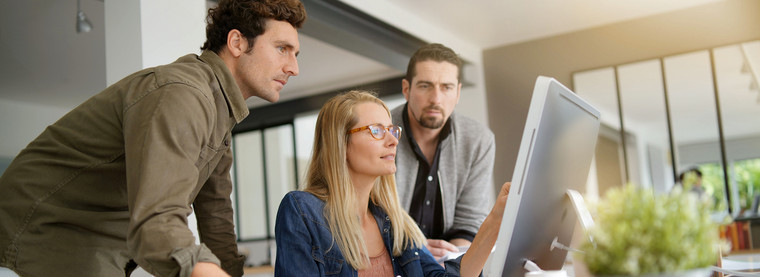 Team von Webentwickler in der Agentur