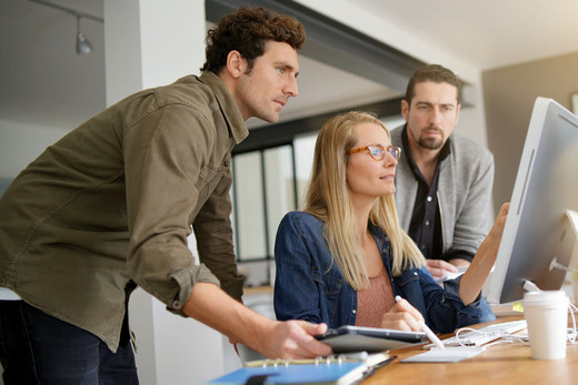 TYPO3 Agentur Reutlingen bei der Code-Validierung